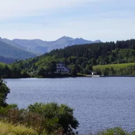 Tulipe, 5 Personnes, Entre Sancy Et Volcans D'auvergne Appartement Orcival